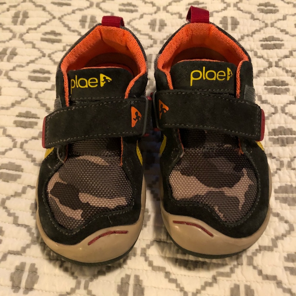 Camo Plae